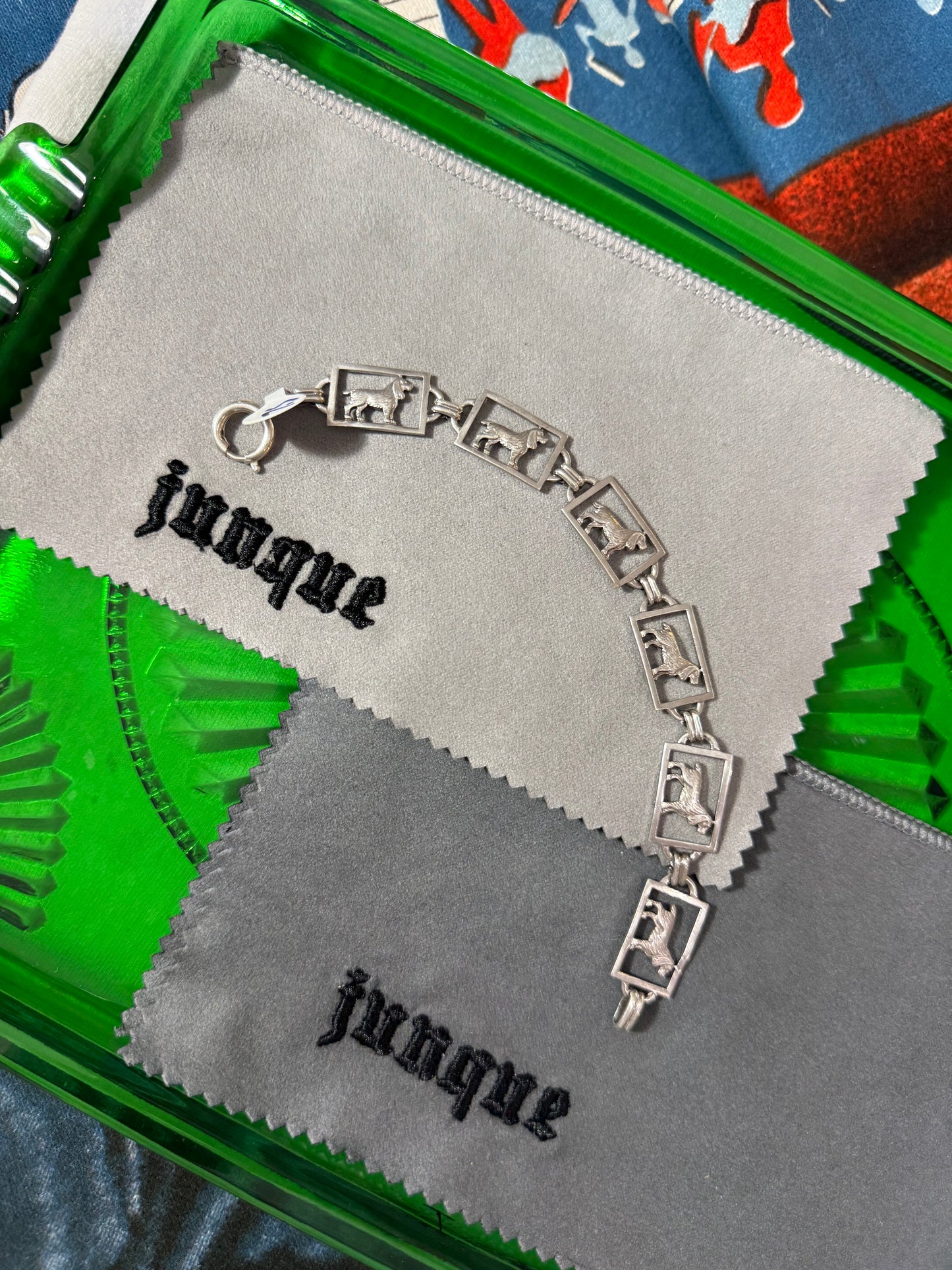 .925 Sterling silver dog bracelet 7.5”