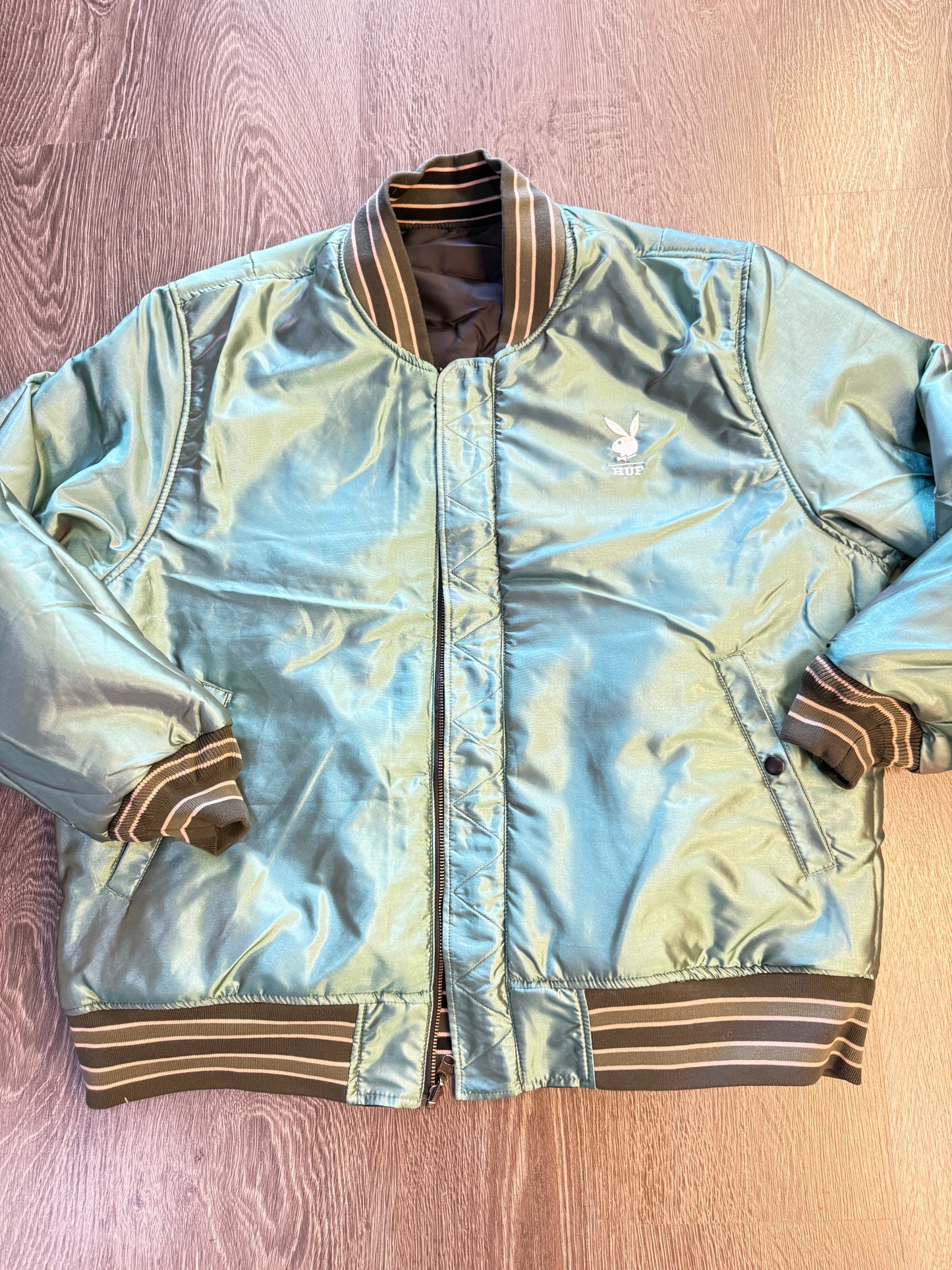 HUF Playboy satin green reversible bomber jacket sz. XL