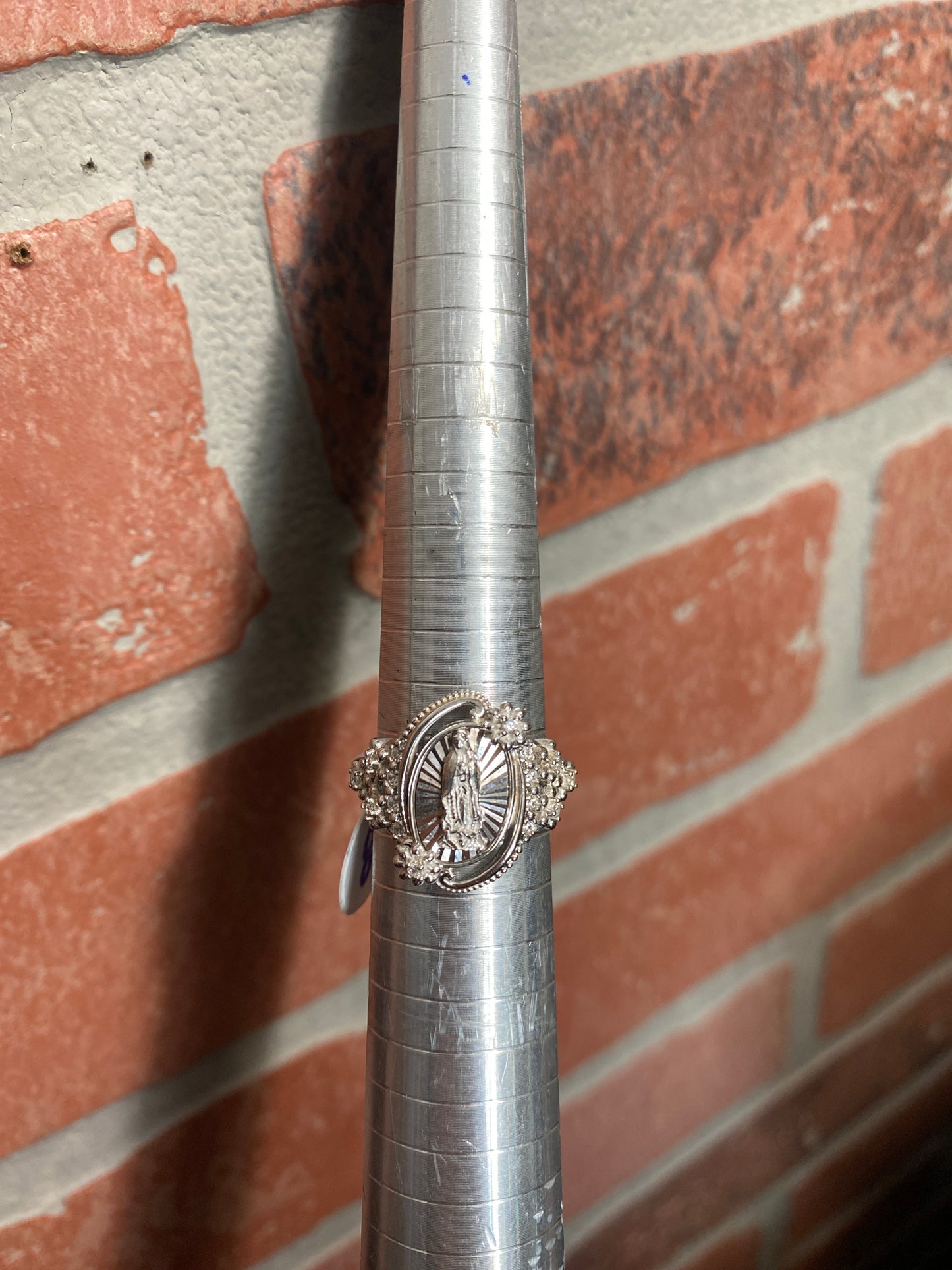 .925 Sterling Silver Oval Studded Virgin Mary Virgencita Ring Sz 8”