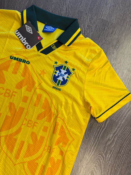 Retro Brazil 1998 soccer jersey Sz. M