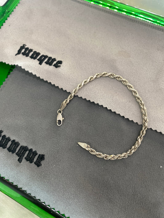 .925 Sterling Silver Vintage Bracelet Sz 8”