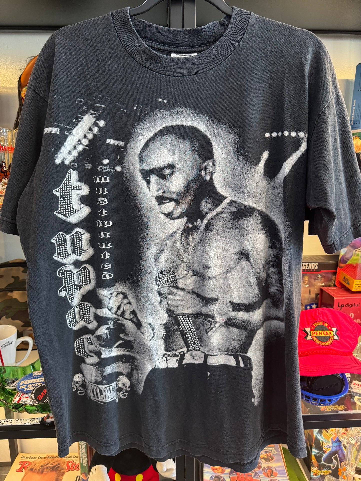 Tupac T-shirt size XL