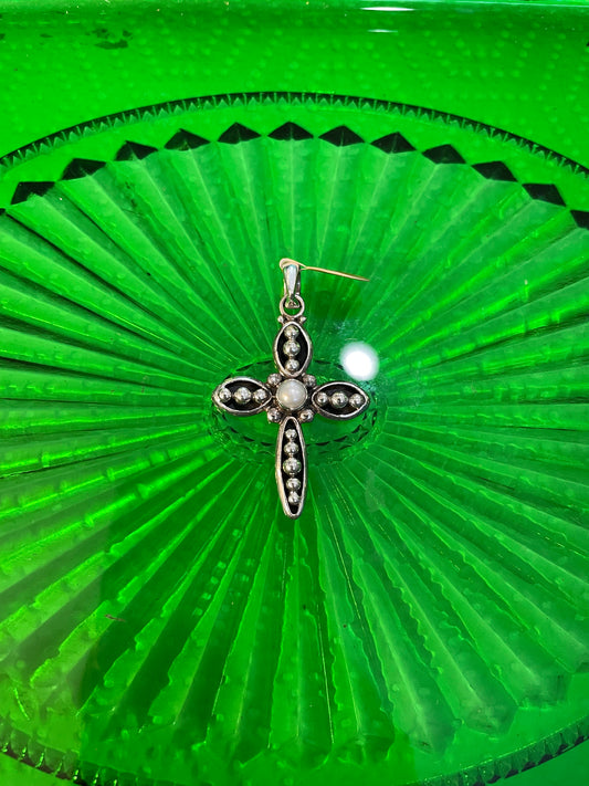 .925 sterling silver cross pendant